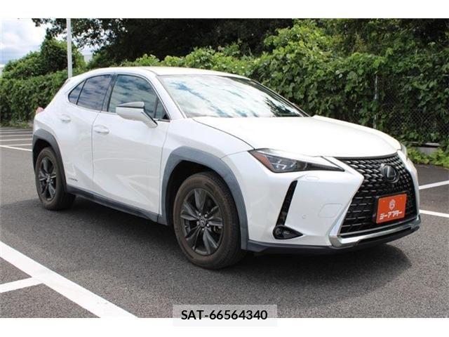 Lexus UX 2019-09 8883866-6