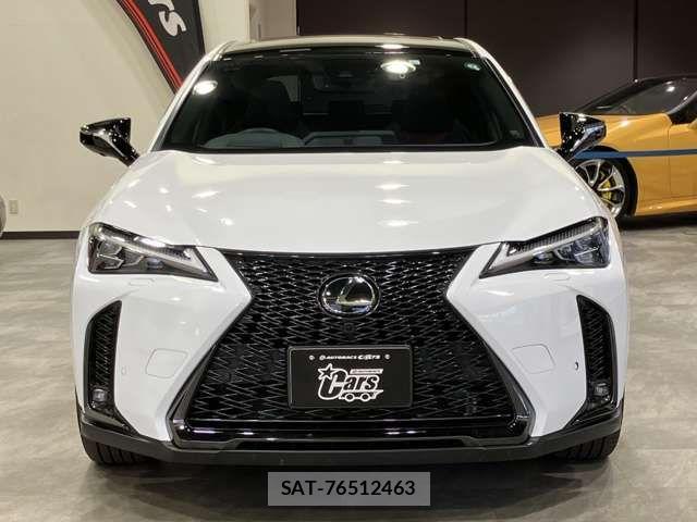 Lexus UX 2023-05 2116341-7