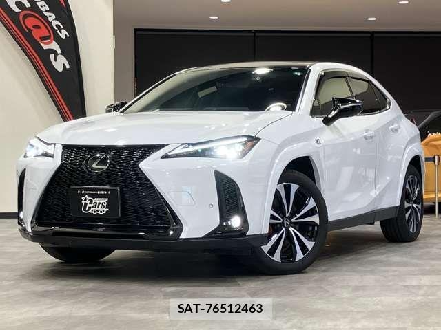 Lexus UX 2023-05 2116341-1