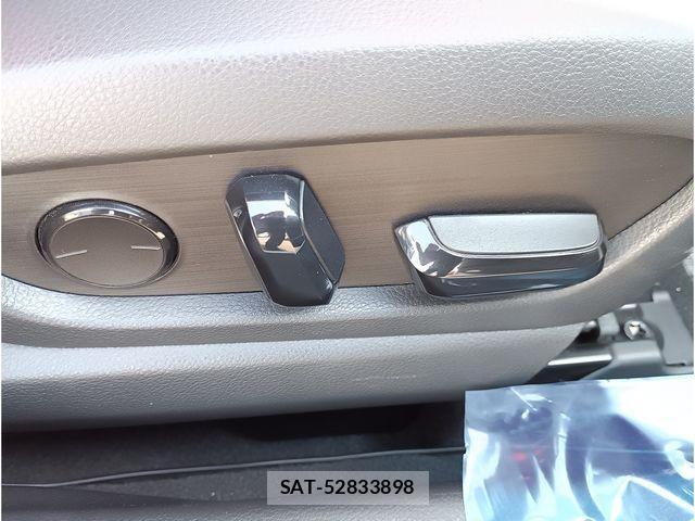 Lexus UX 2019-03 3675096-15