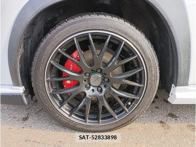 Lexus UX 2019-03 3675096-24