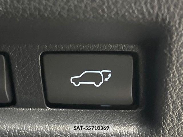 Lexus UX 2021-08 4326412-5