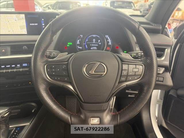 Lexus UX 2019-09 4755180-9