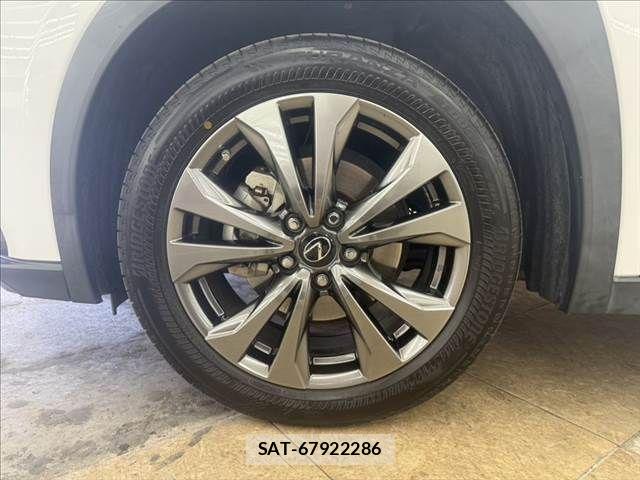 Lexus UX 2019-09 4755180-27