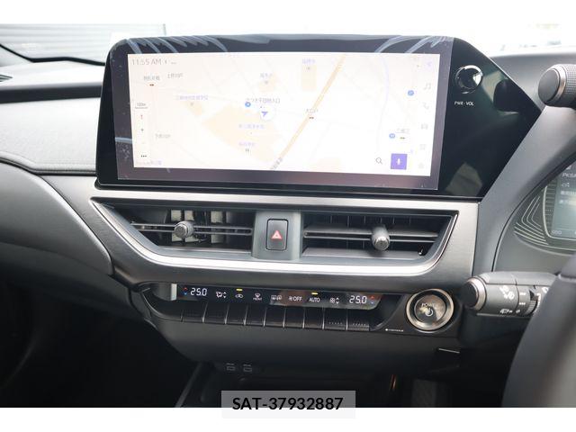 Lexus UX 2023-02 5871264-13
