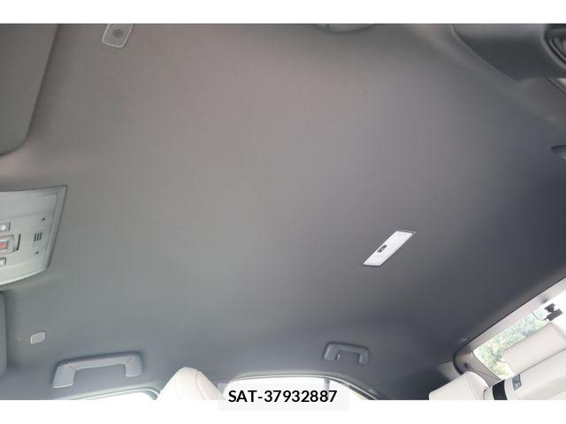 Lexus UX 2023-02 5871264-22