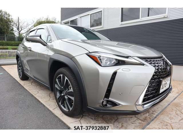 Lexus UX 2023-02 5871264-2
