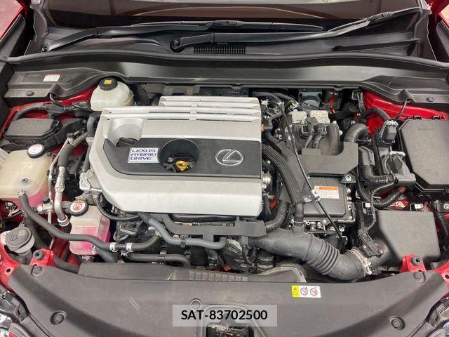 Lexus UX 2019-06 6612984-17