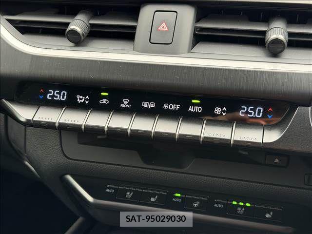 Lexus UX 2019-07 7221192-12