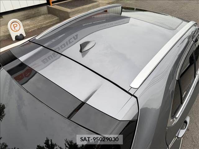 Lexus UX 2019-07 7221192-18