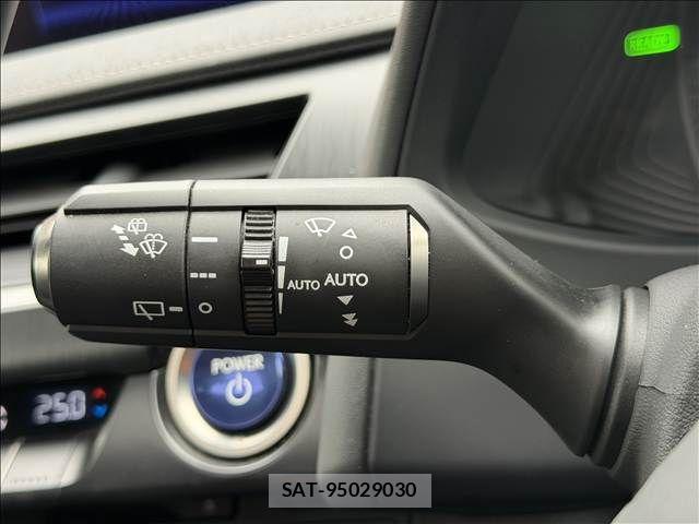 Lexus UX 2019-07 7221192-27