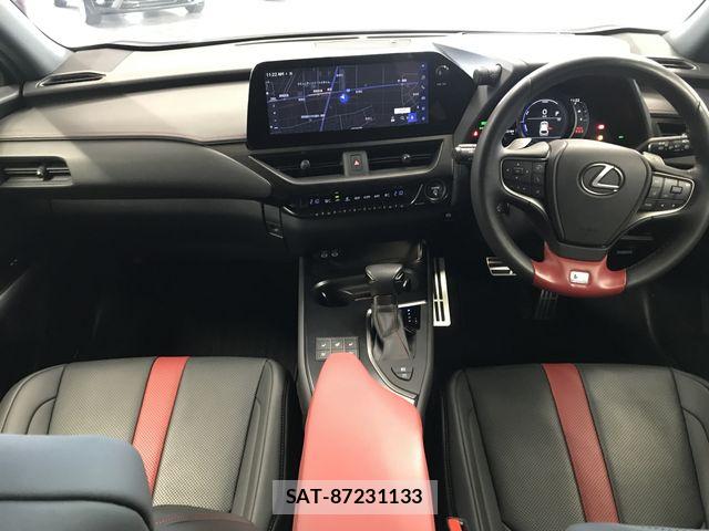 Lexus UX 2023-10 7272261-9