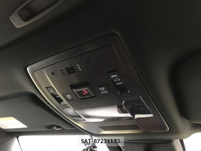Lexus UX 2023-10 7272261-13