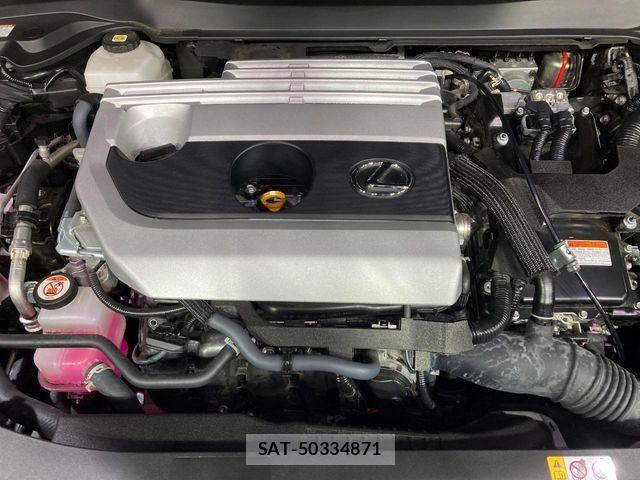 Lexus UX 2023-11 7358587-17