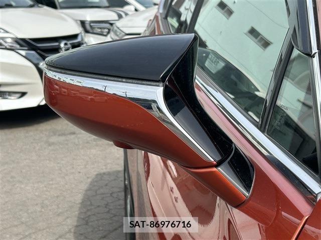 Lexus UX 2021-04 7455496-11