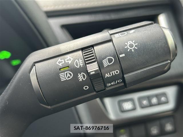 Lexus UX 2021-04 7455496-17