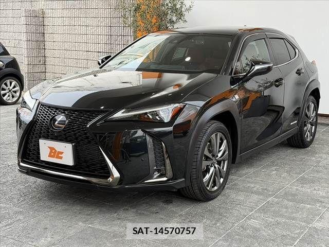 Lexus UX 2019-03 7455497-9