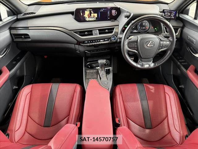 Lexus UX 2019-03 7455497-1