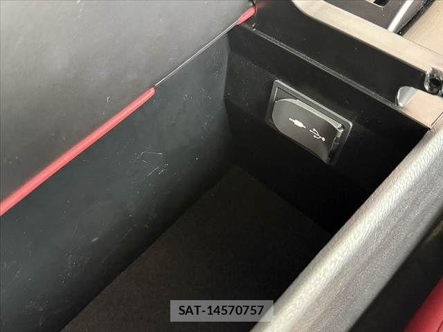 Lexus UX 2019-03 7455497-25