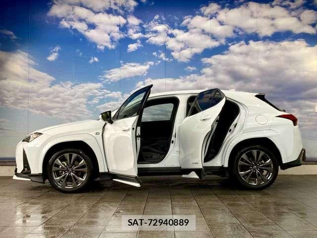 Lexus UX 2022-07 7617771-16