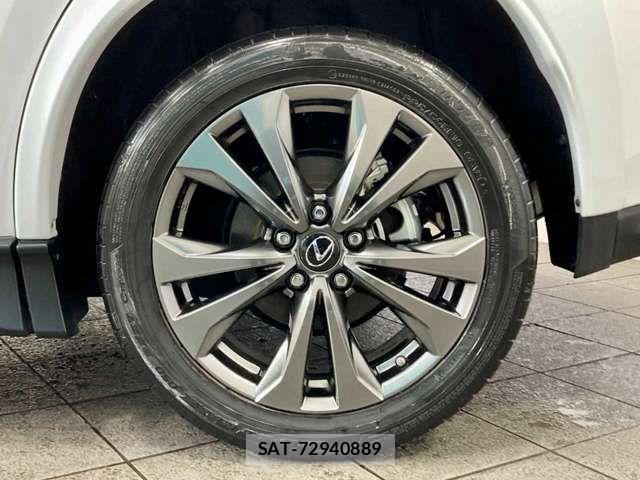 Lexus UX 2022-07 7617771-2