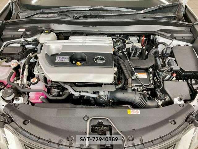 Lexus UX 2022-07 7617771-4