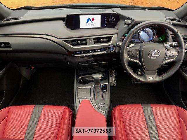 Lexus UX 2019-03 7617770-1