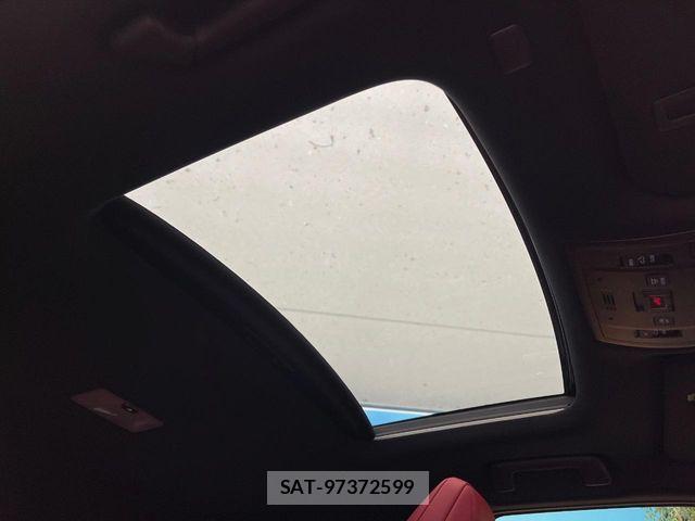 Lexus UX 2019-03 7617770-2
