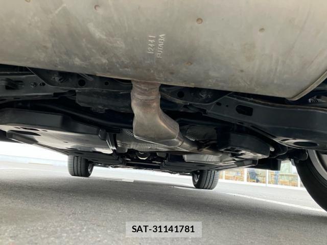 Lexus UX 2019-11 7617772-7