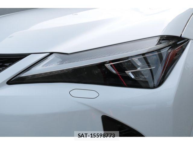 Lexus UX 2023-11 7725237-13