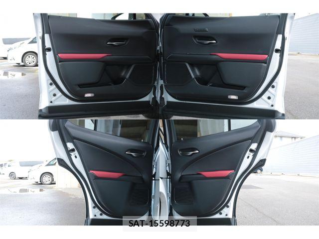 Lexus UX 2023-11 7725237-23