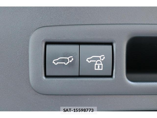 Lexus UX 2023-11 7725237-29