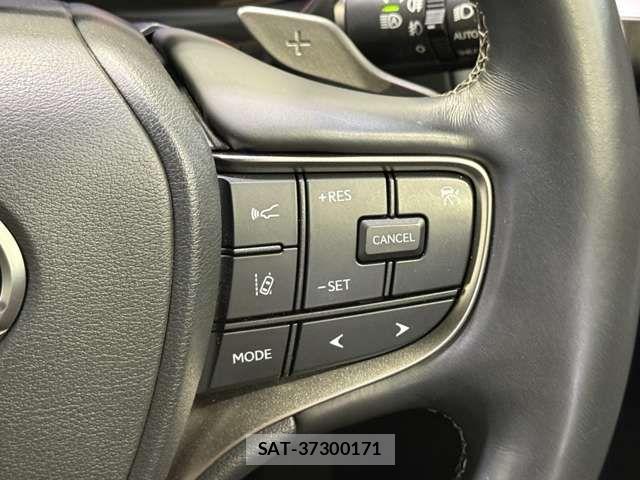 Lexus UX 2021-04 7877479-12