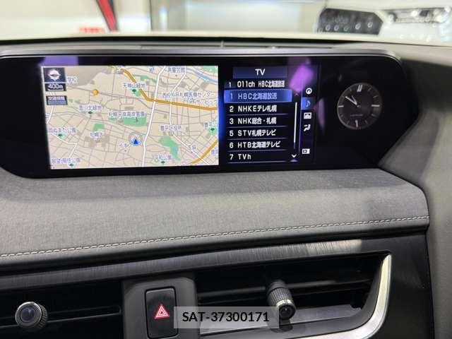 Lexus UX 2021-04 7877479-13