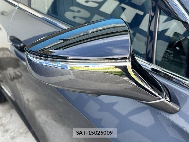 Lexus UX 2021-06 7979818-22