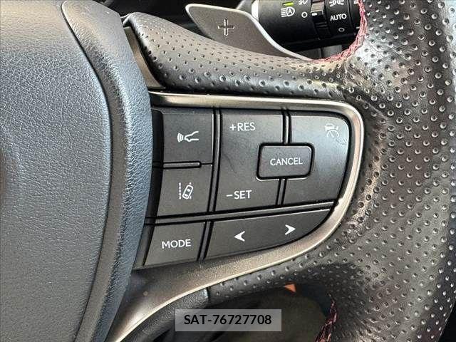 Lexus UX 2019-11 8208480-24