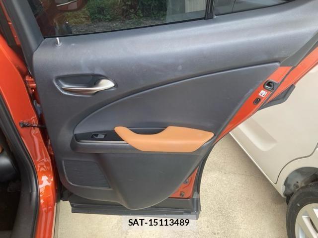 Lexus UX 2019-09 8413351-16