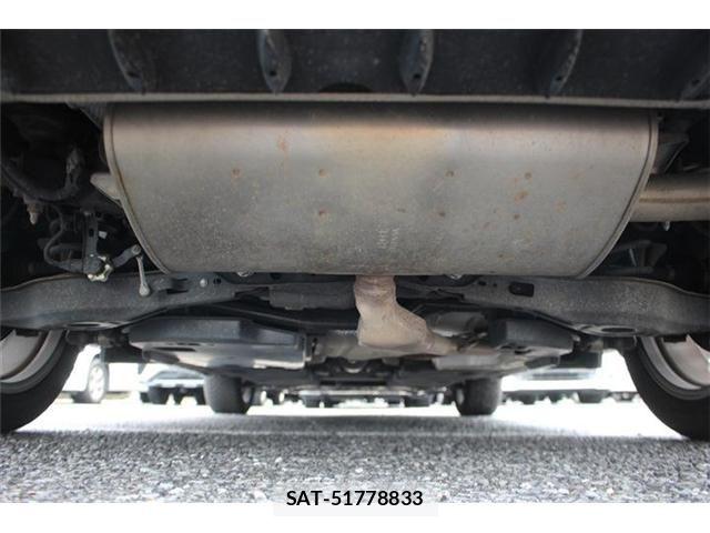Lexus UX 2019-02 8413352-28