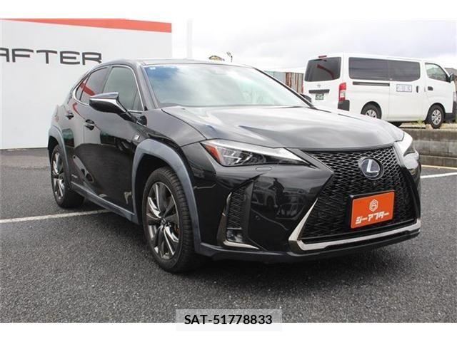 Lexus UX 2019-02 8413352-6