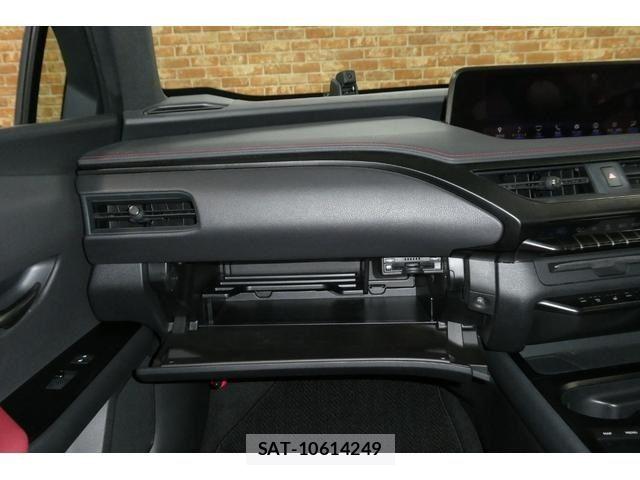 Lexus UX 2019-08 8562505-27