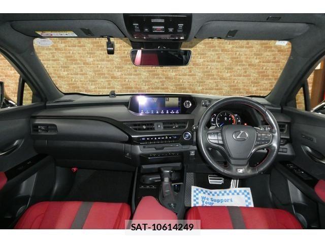 Lexus UX 2019-08 8562505-2