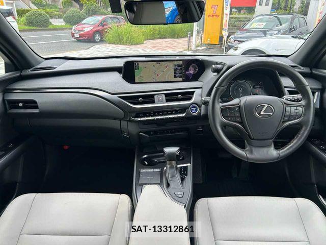 Lexus UX 2019-08 8562506-2