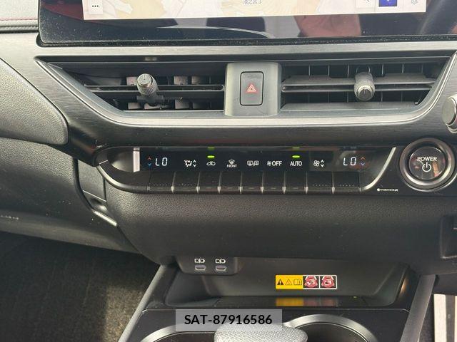 Lexus UX 2023-01 8666435-11