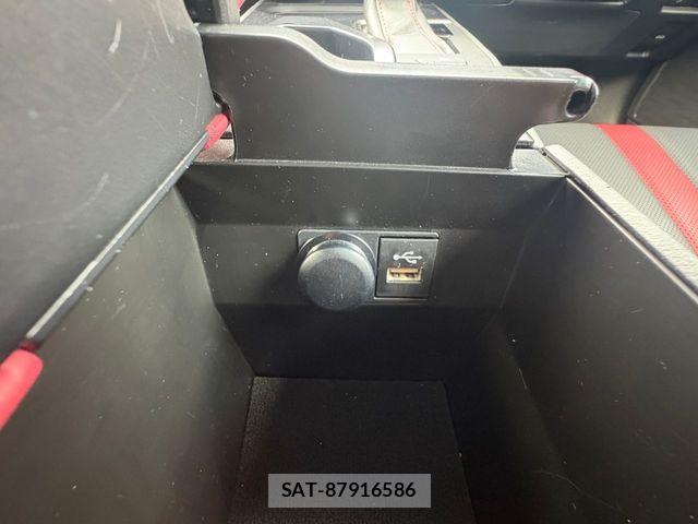 Lexus UX 2023-01 8666435-20