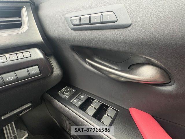 Lexus UX 2023-01 8666435-21