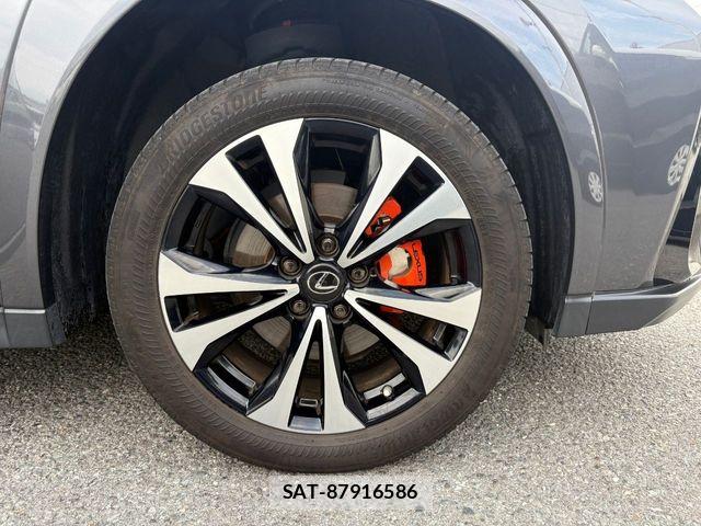 Lexus UX 2023-01 8666435-29