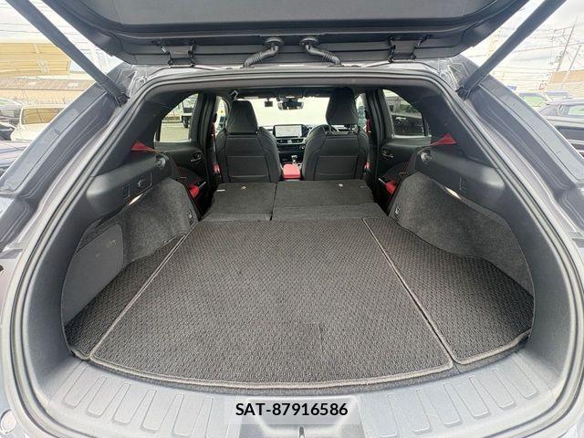 Lexus UX 2023-01 8666435-7