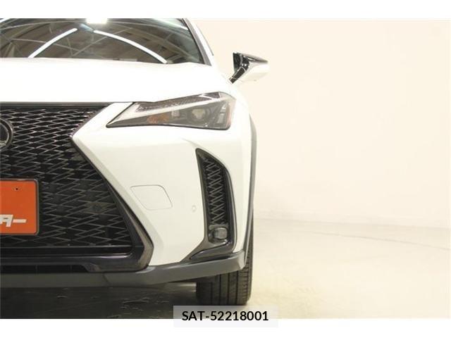 Lexus UX 2023-07 8743547-14