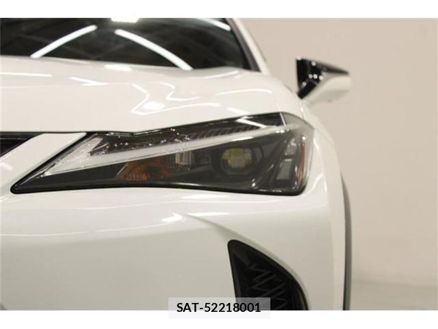 Lexus UX 2023-07 8743547-15