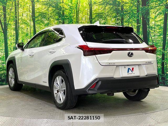 Lexus UX 2020-05 8796530-17